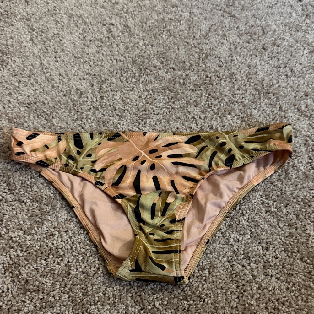 Billabong Leaf Print Bikini Bottom - Green and Black